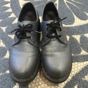 Dr. Martens women shoes